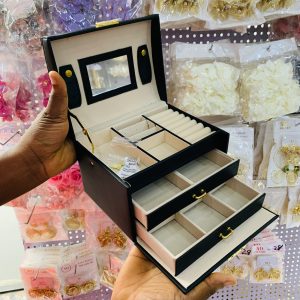 Zamora Black jewel organizer