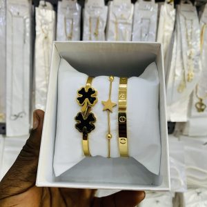 Star bracelet combo with box