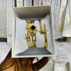 NYH bracelet combo with box