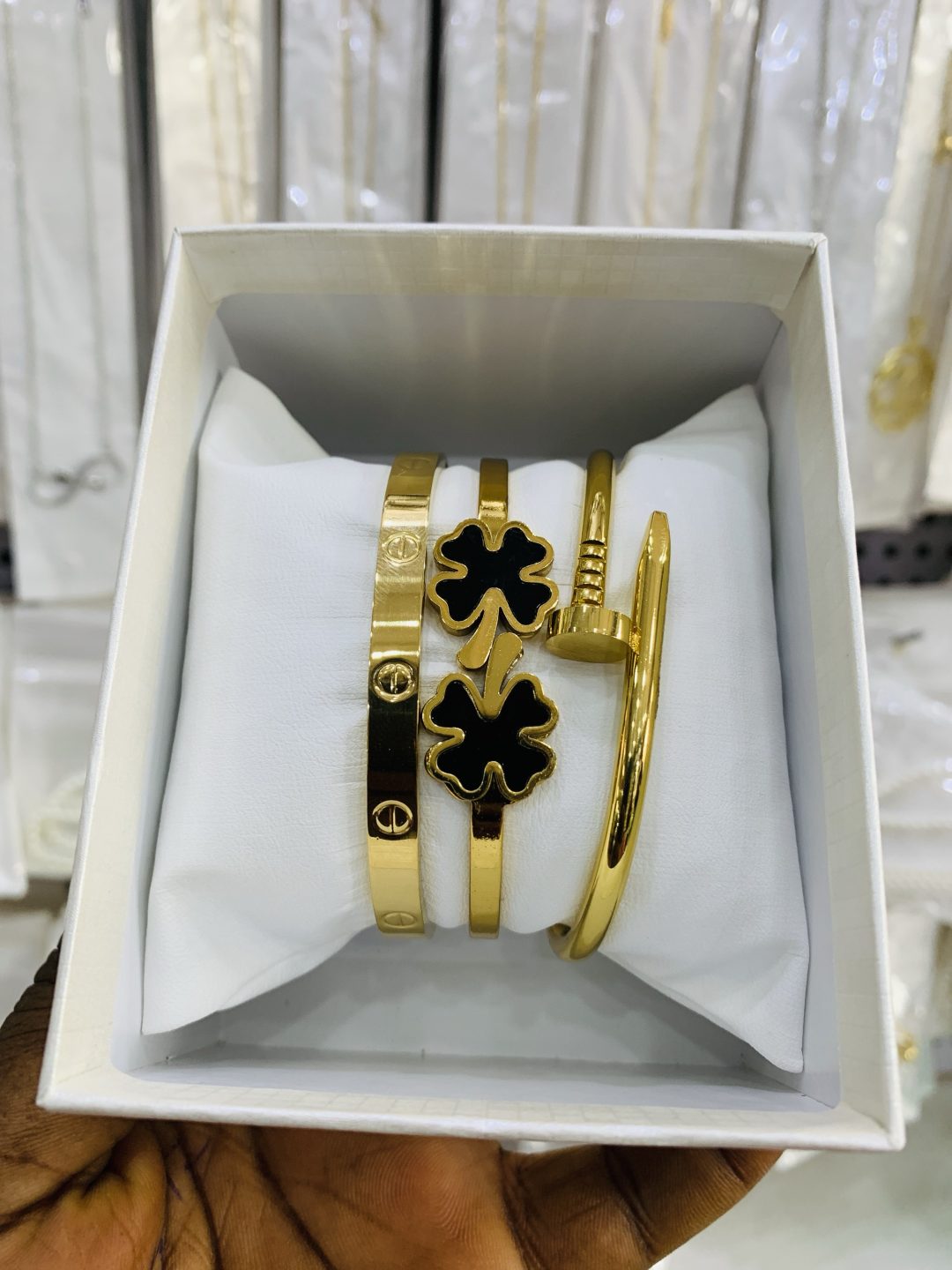 Unique bracelet combo with box 17