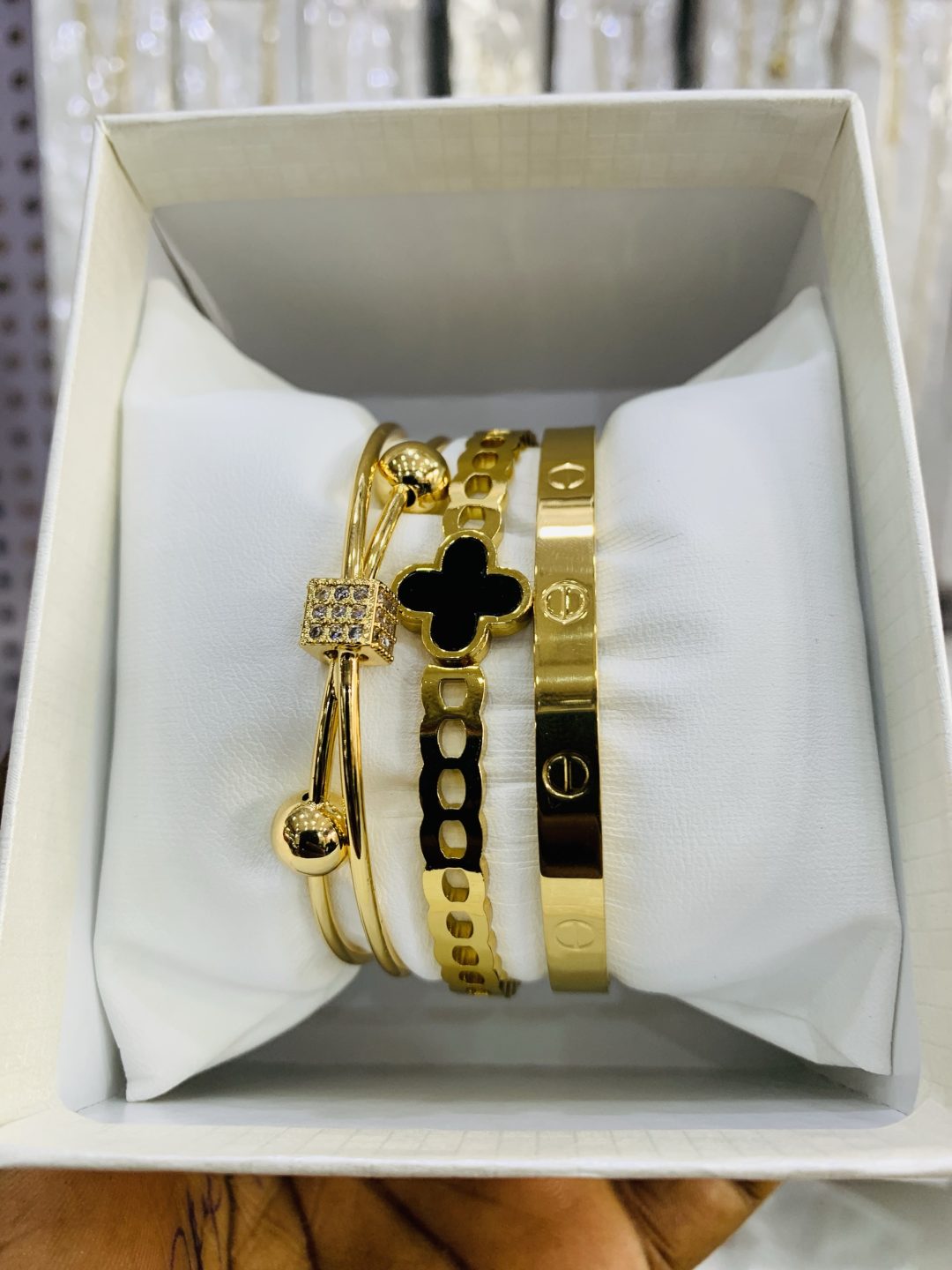 NYH Bracelet combo with box