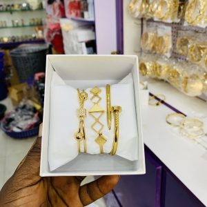 NYH BRACELET COMBO WITH BOX