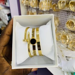 Unique bracelet combo with box 05
