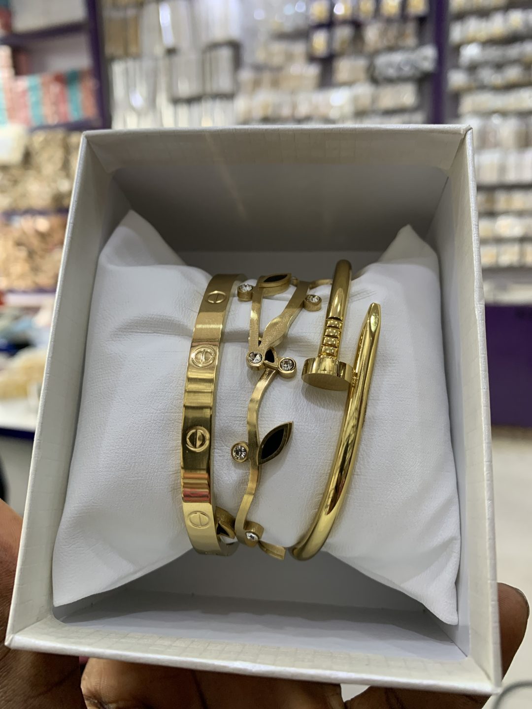 Unique bracelet combo with box 04