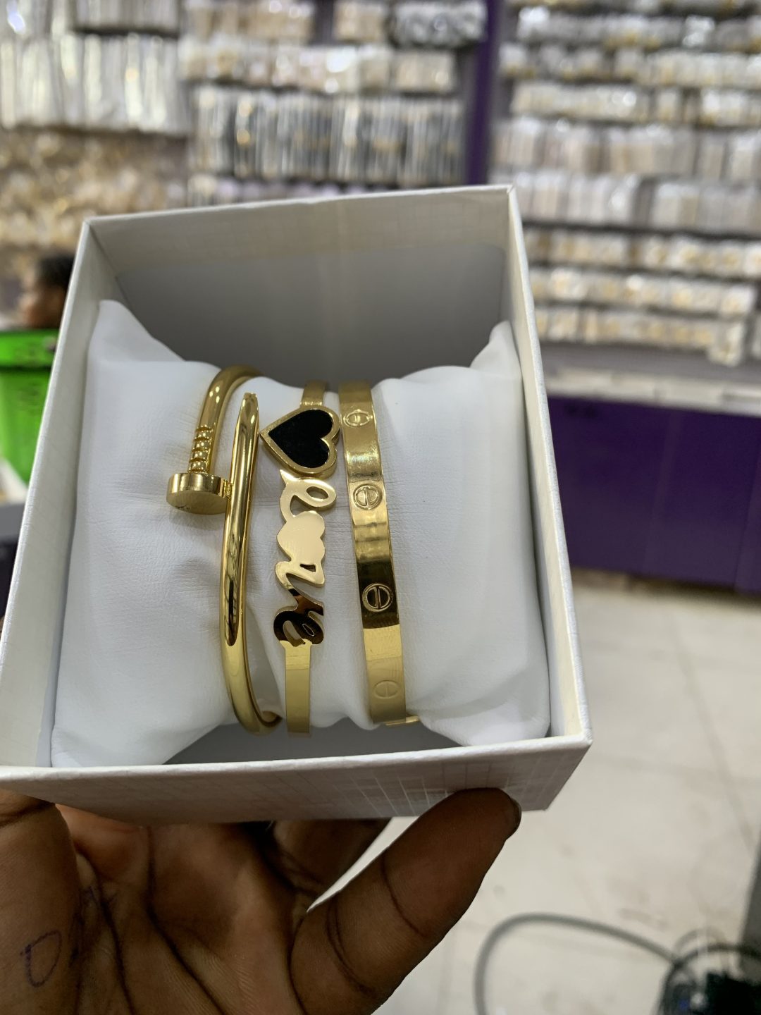 Unique bracelet combo with box 06