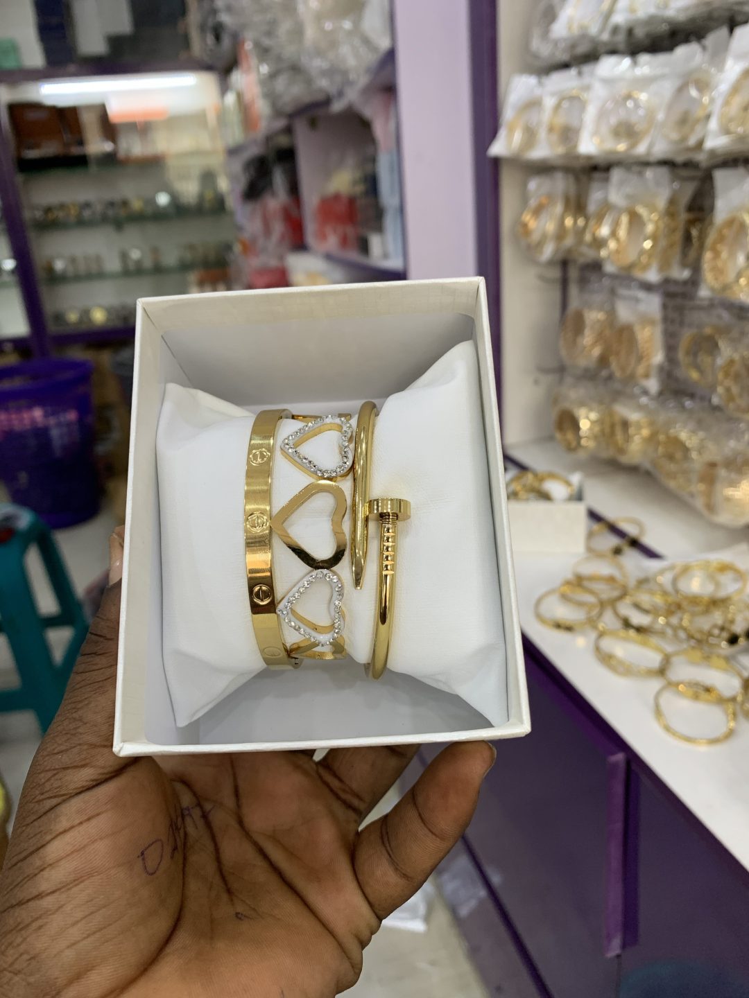 Unique bracelet comb with box 02