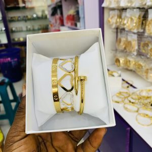 Unique bracelet comb with box 02