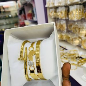Unique bracelet combo with Box 03
