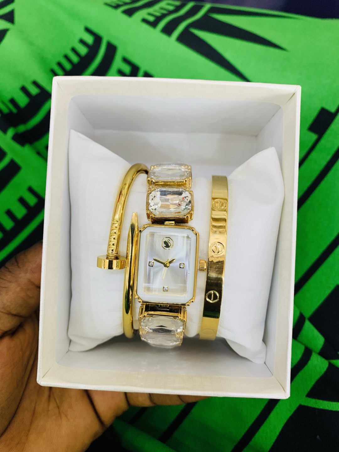Swavoski watch and bracelet combo box - Image 2