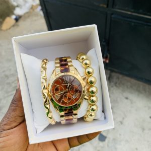 Micheal kors gold box 03