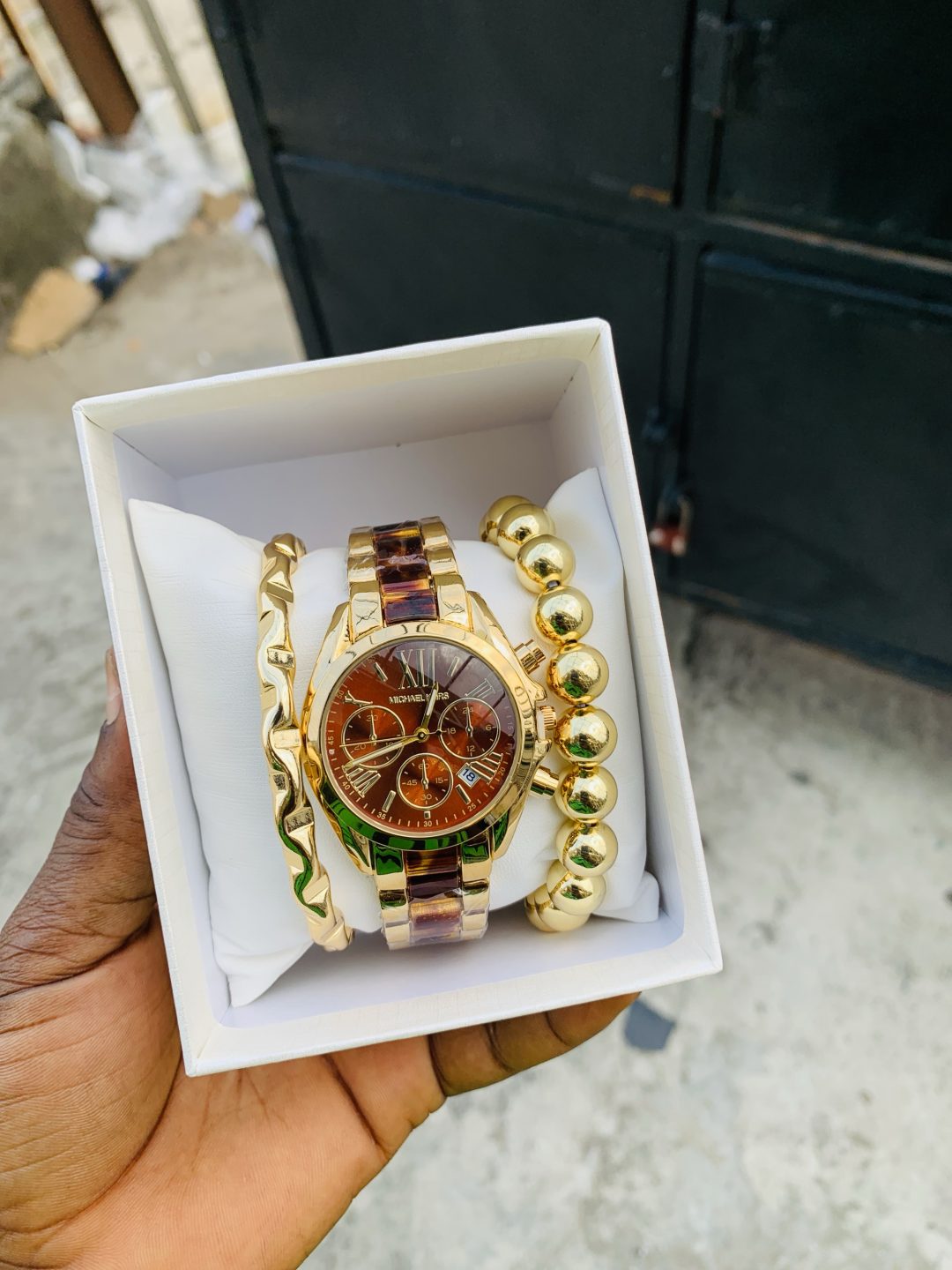 Micheal kors gold box 03 - Image 3