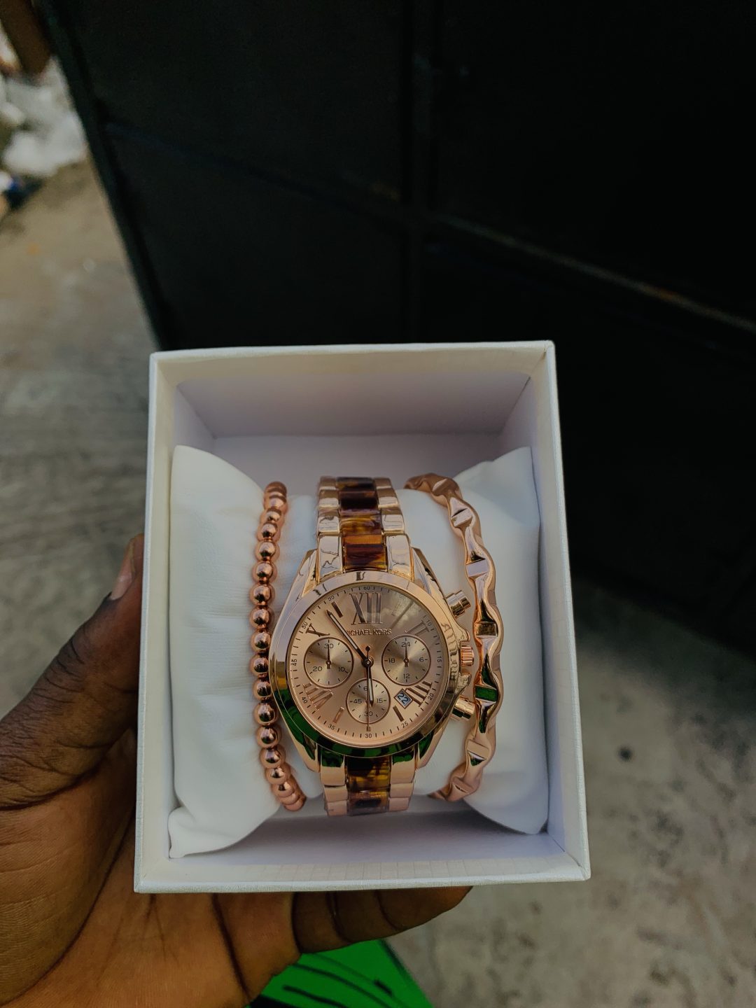 Micheal kors Rose gold box 02 - Image 2