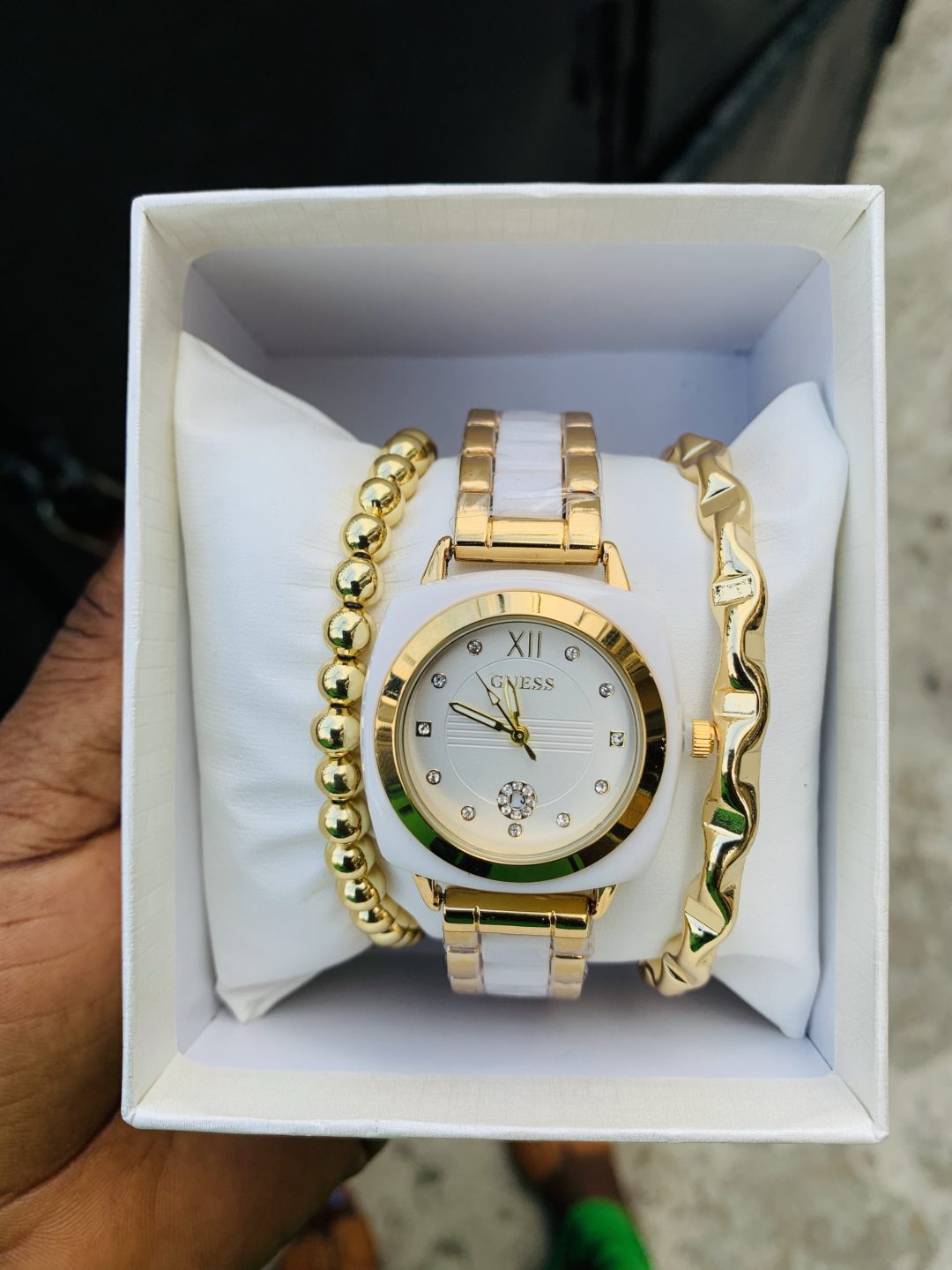 Guess gold female watch combo with box