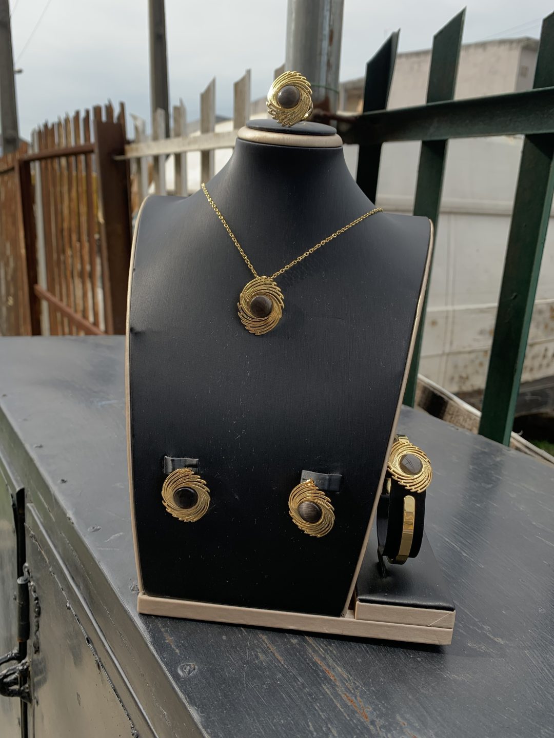Aurora Gold set - Image 3