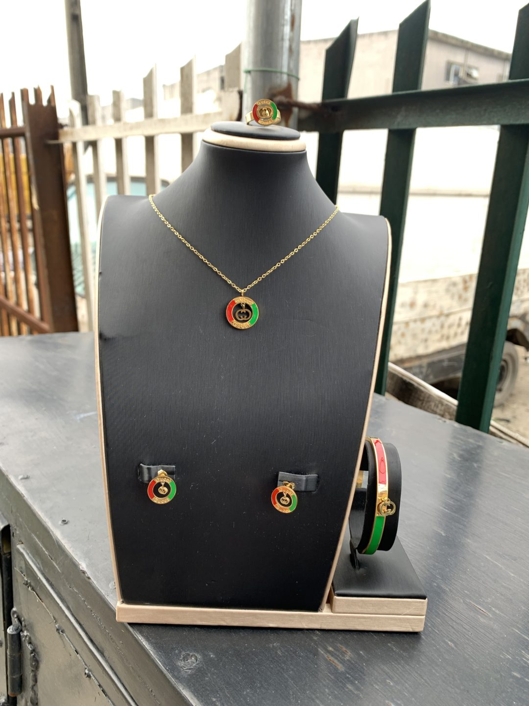 Gucci Gold set