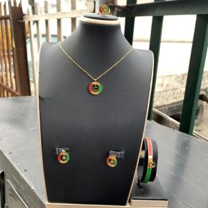 Gucci Gold set