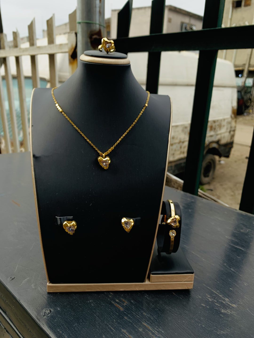 GemStone-Focused Gold set - Image 4