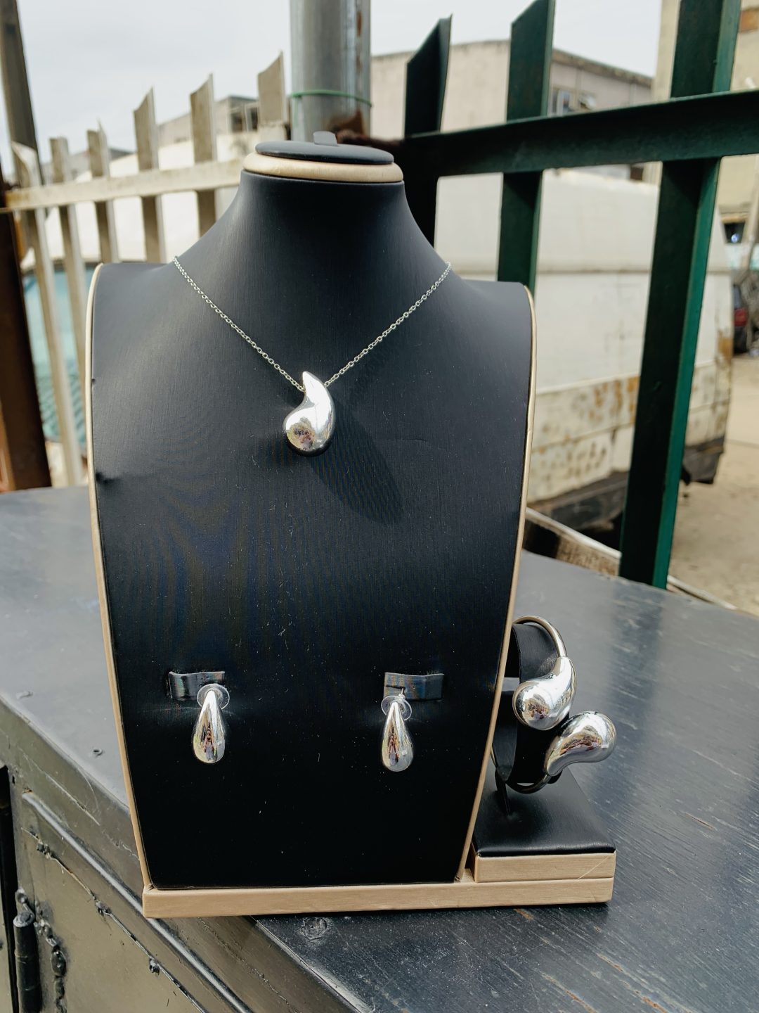 Adorned Adornments set Silver - Image 2