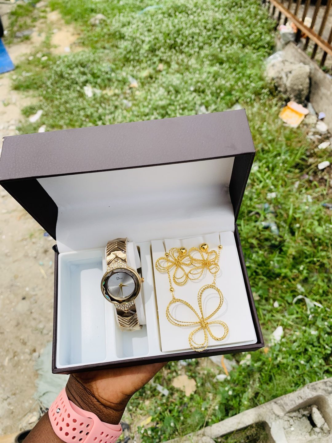 Dior watch set with box - Image 2