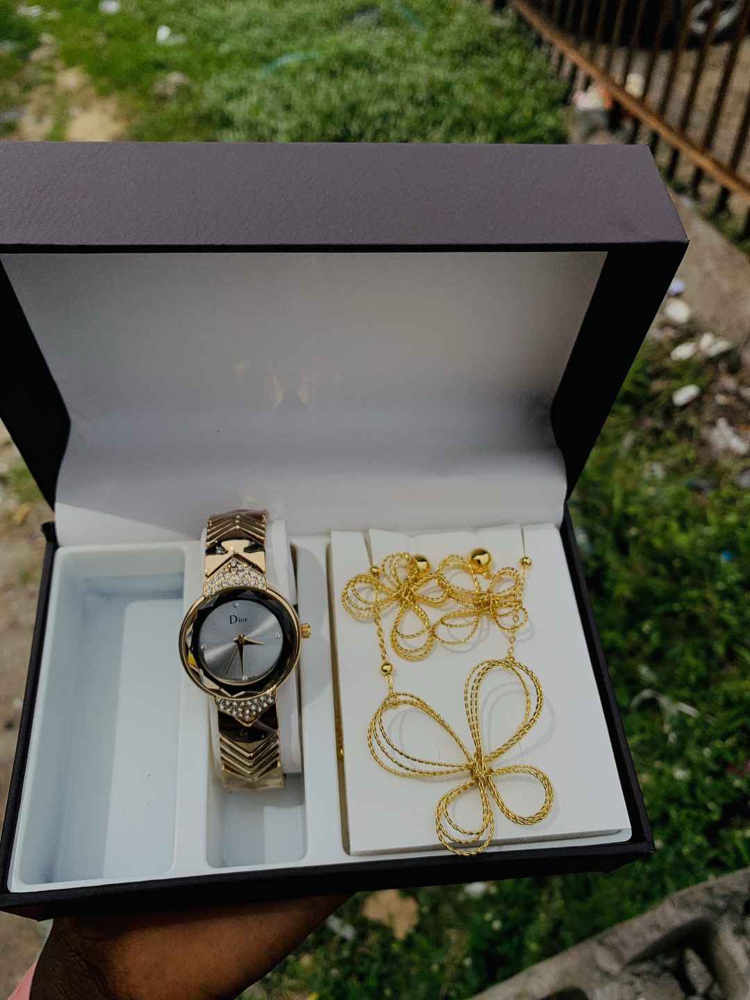 Dior watch set with box - Image 3