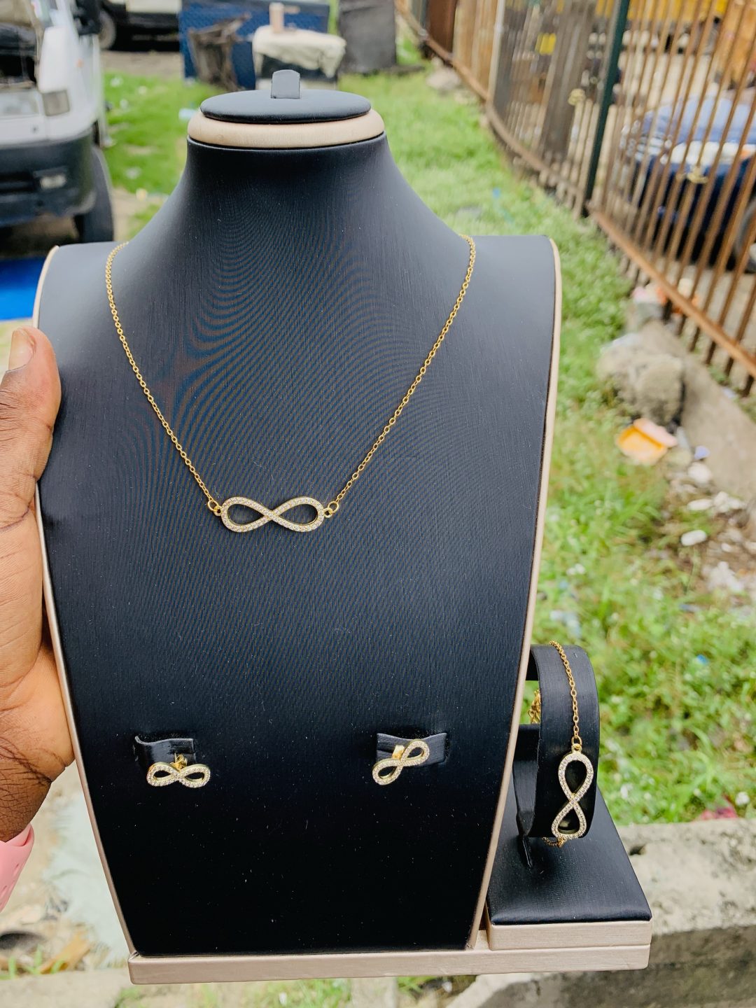 Infinity set Gold - Image 3