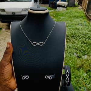 Infinity set silver