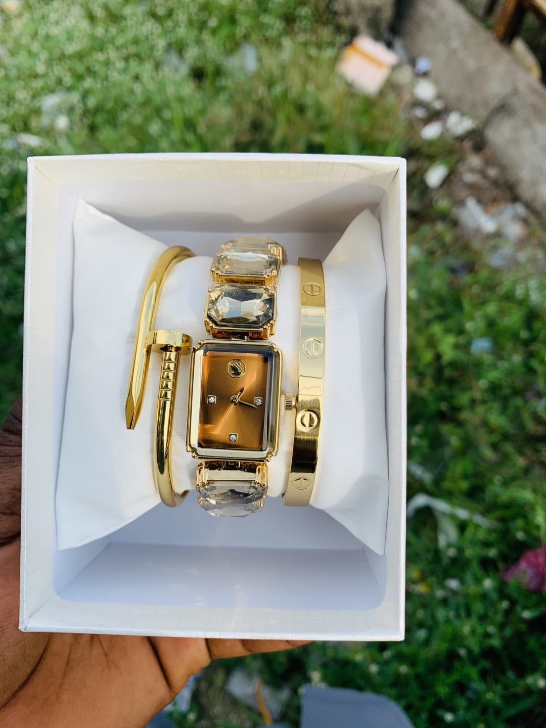 Swarovski gold combo with box
