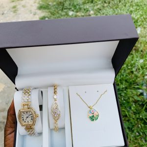 Cattier Gold white face Luxury set