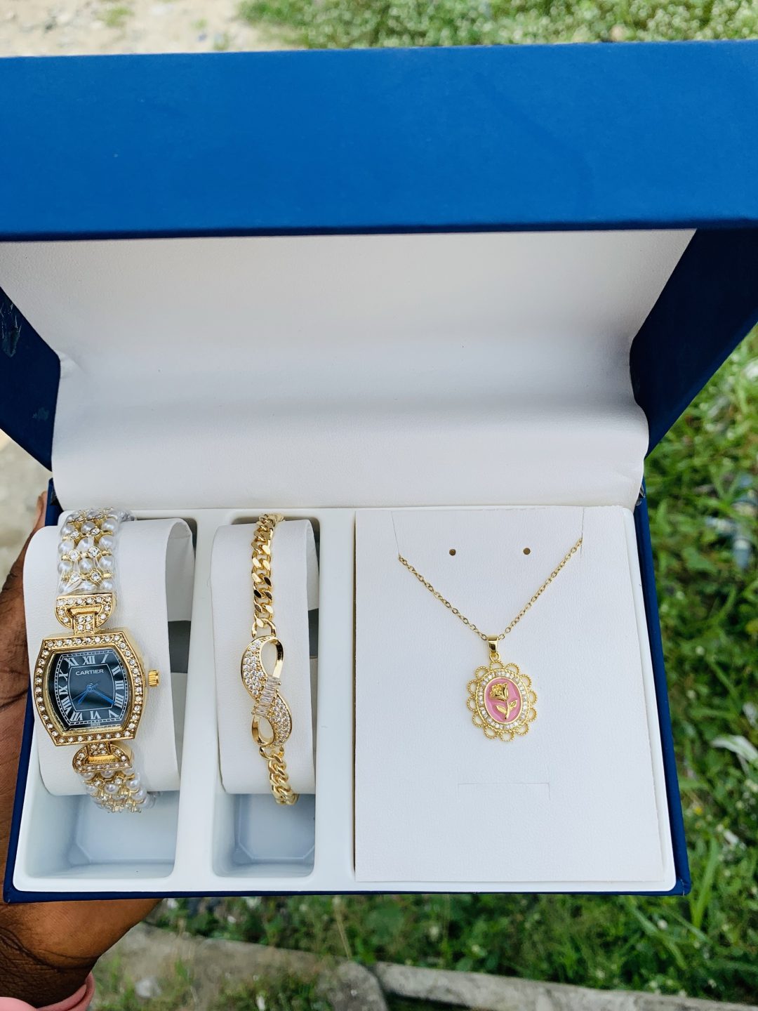 Catier  Luxury set