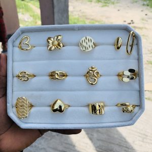 A Dozen of fashion rings 009