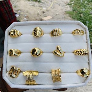 A Dozen of fashion rings 006