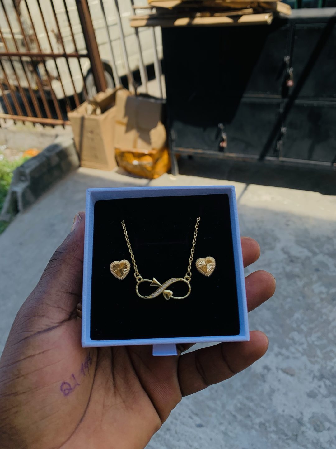 Dainty necklace with best wishes box 009 - Image 2