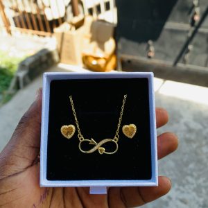 Dainty necklace combo with best wishes box 001