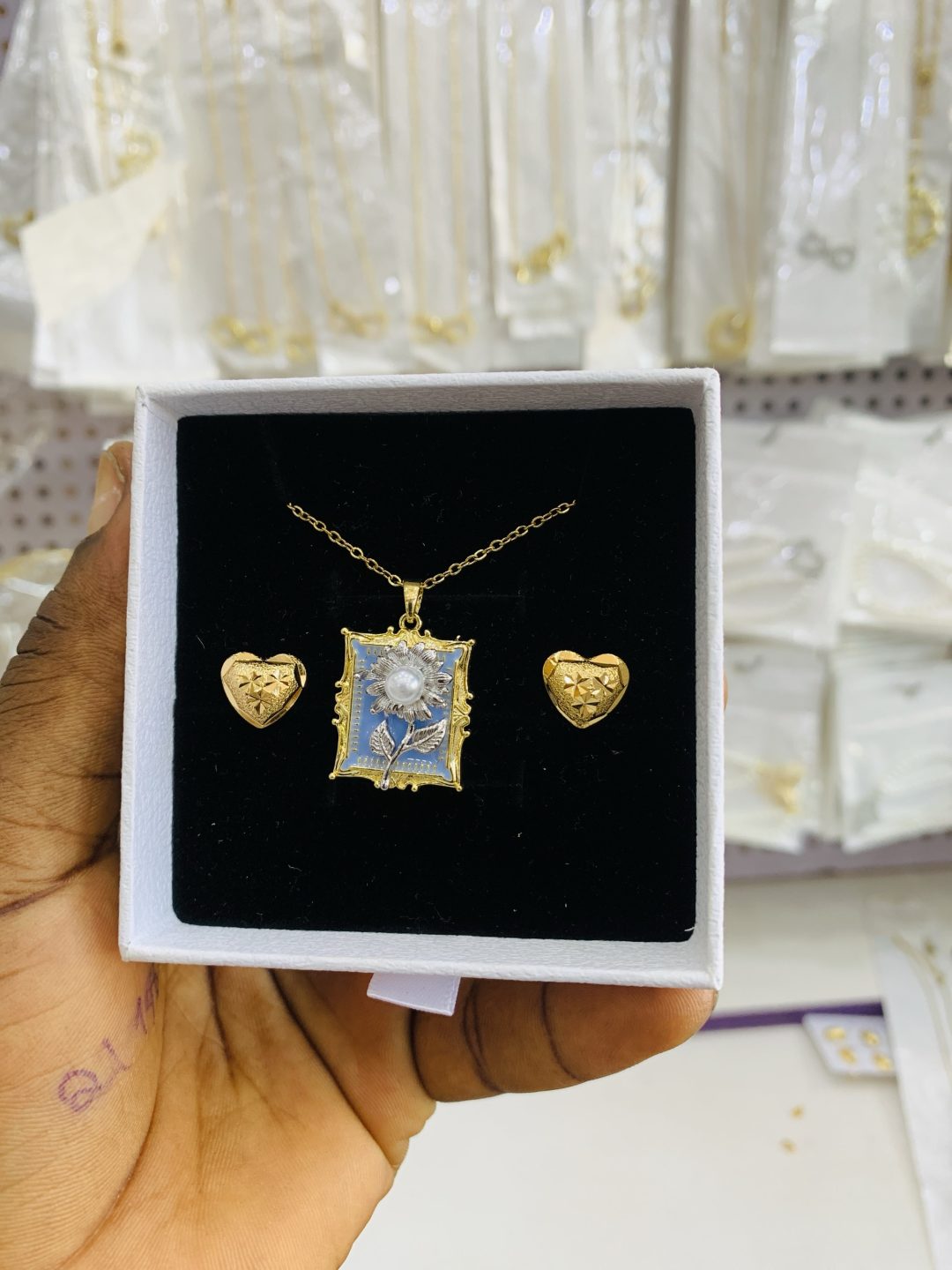 Vintage necklace combo with best wish box 002