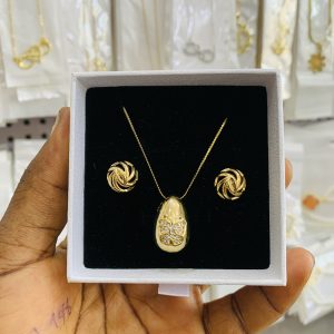 Dainty Necklace combo with best wishes box 002