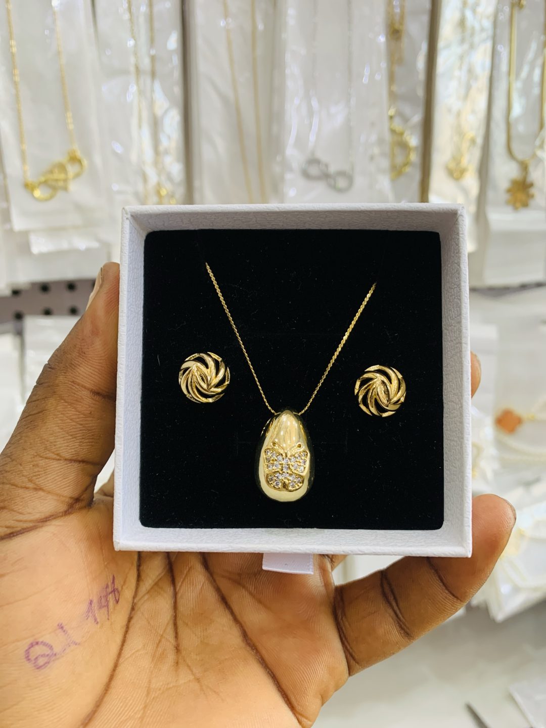 Dainty necklace combo with best wishes box - Image 2