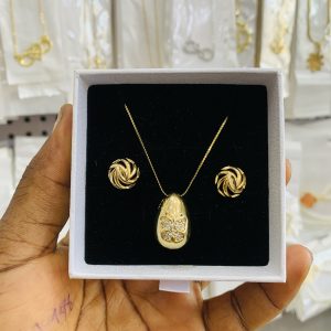 Dainty necklace combo with best wishes box
