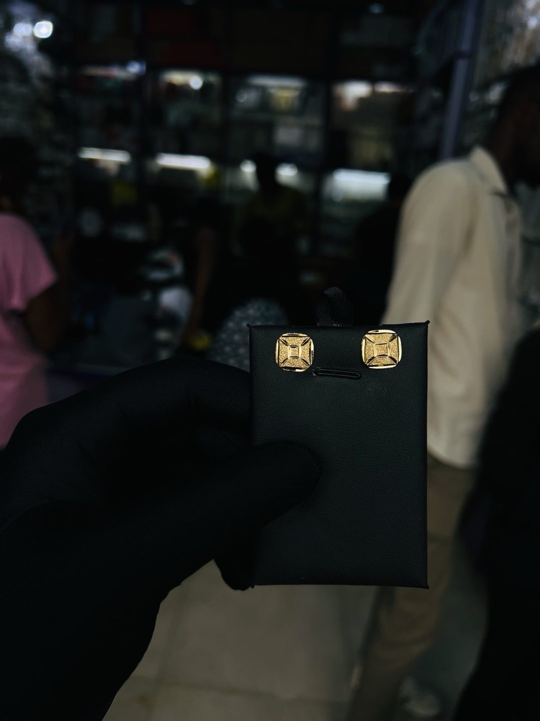 Steel stud earrings 006