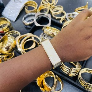 018 Chunky bracelet