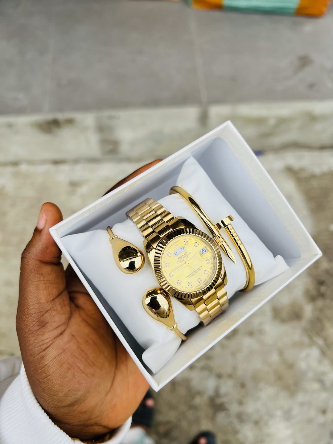 Sassy chick watch stack with box!! 002 - Image 5