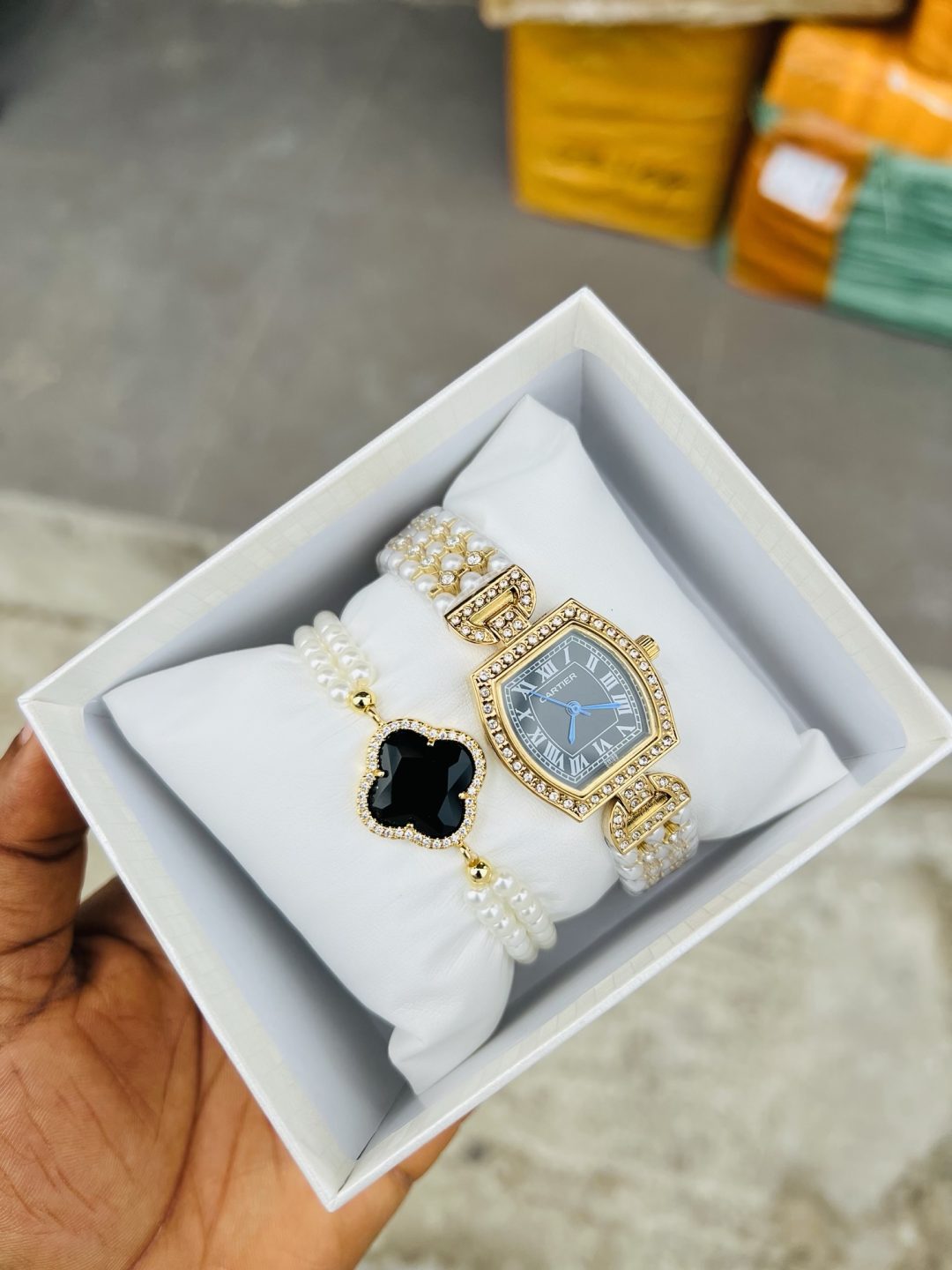 Cartier pearls combo with box - Image 5