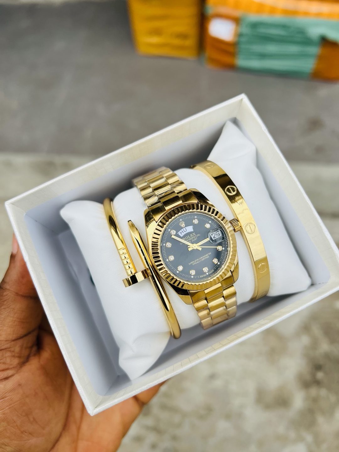 Rolex black face female bow tie set with box! - Image 4