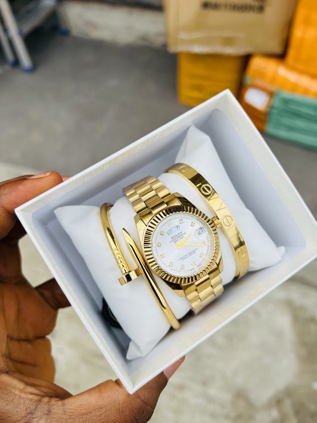 Rolex white face female bow tie set with box! - Image 2