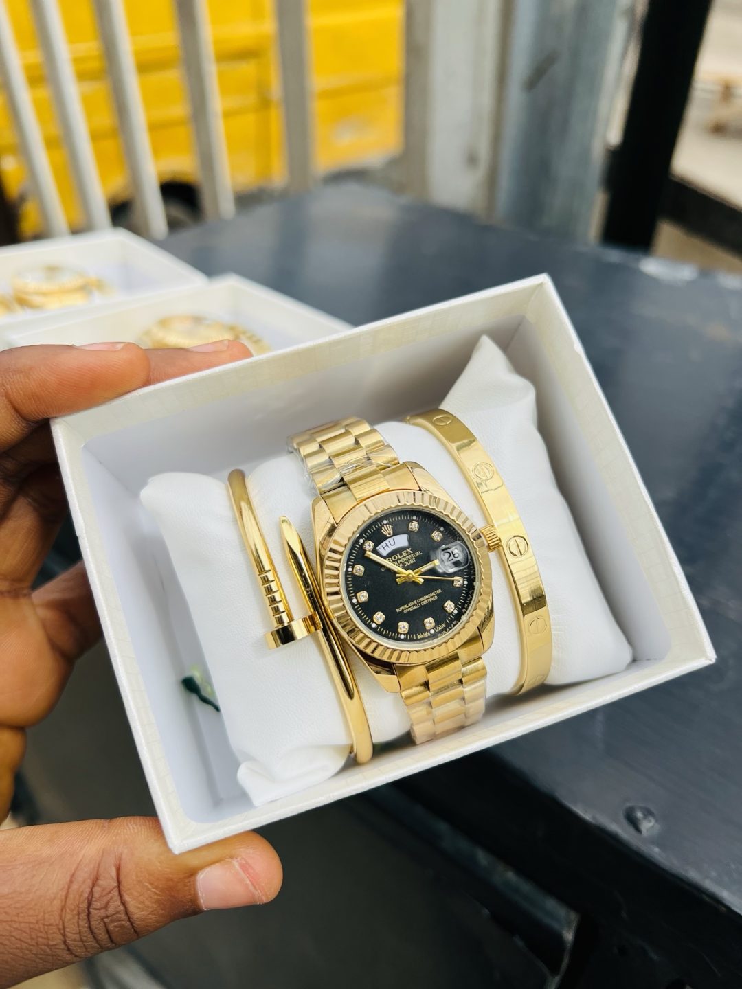 Rolex black face female bow tie set with box!