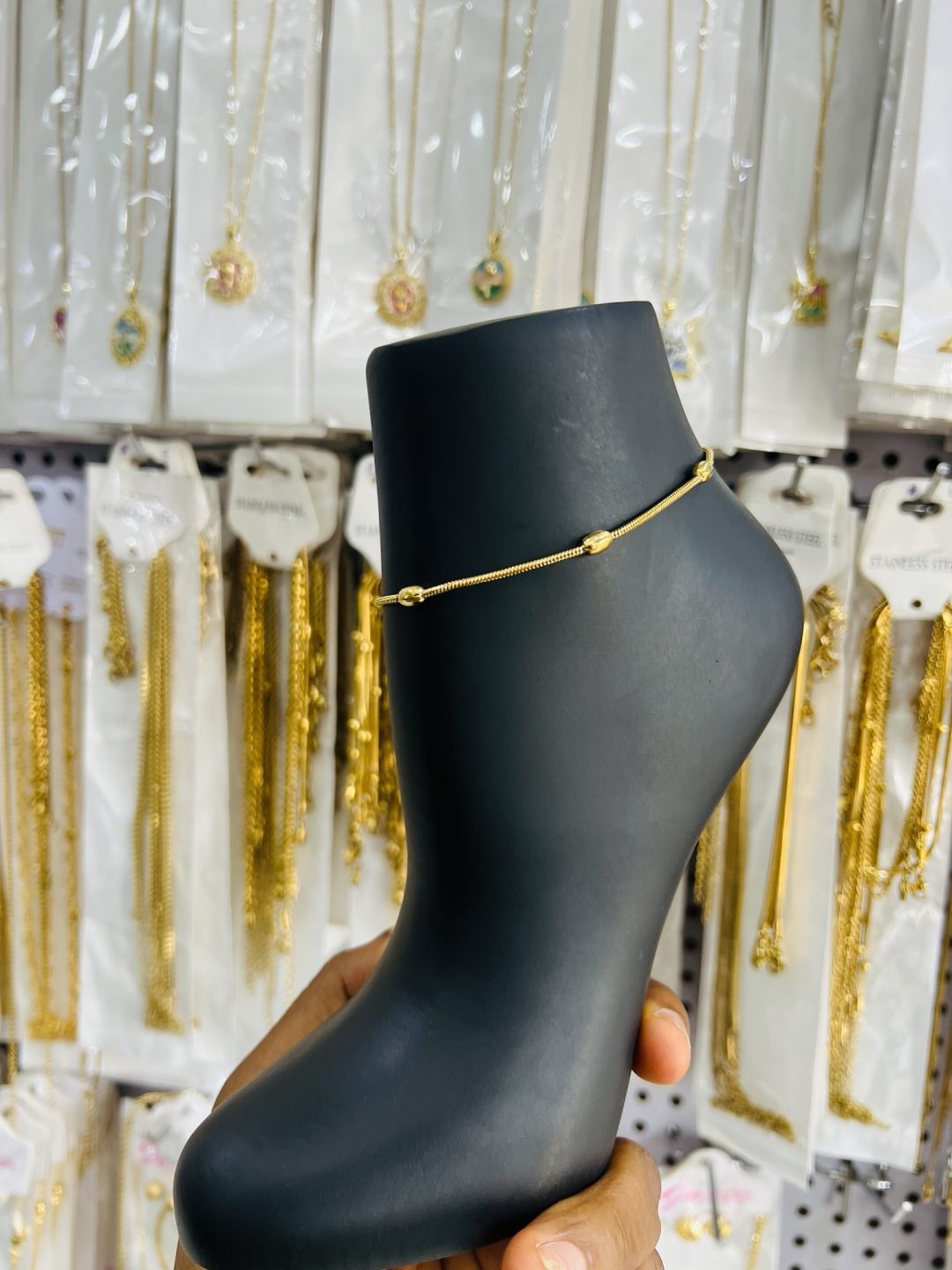 Flat Oval Stainless Steel anklet 005 - Image 3
