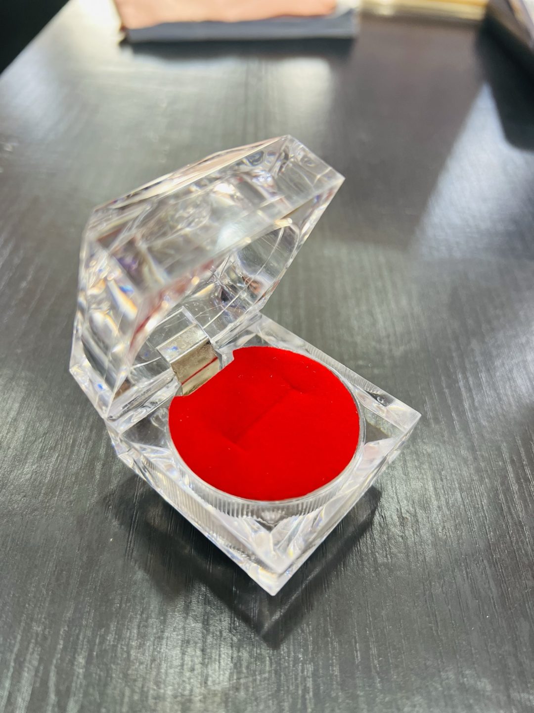 Ring box