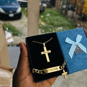 Engraved gold cross combo with box!