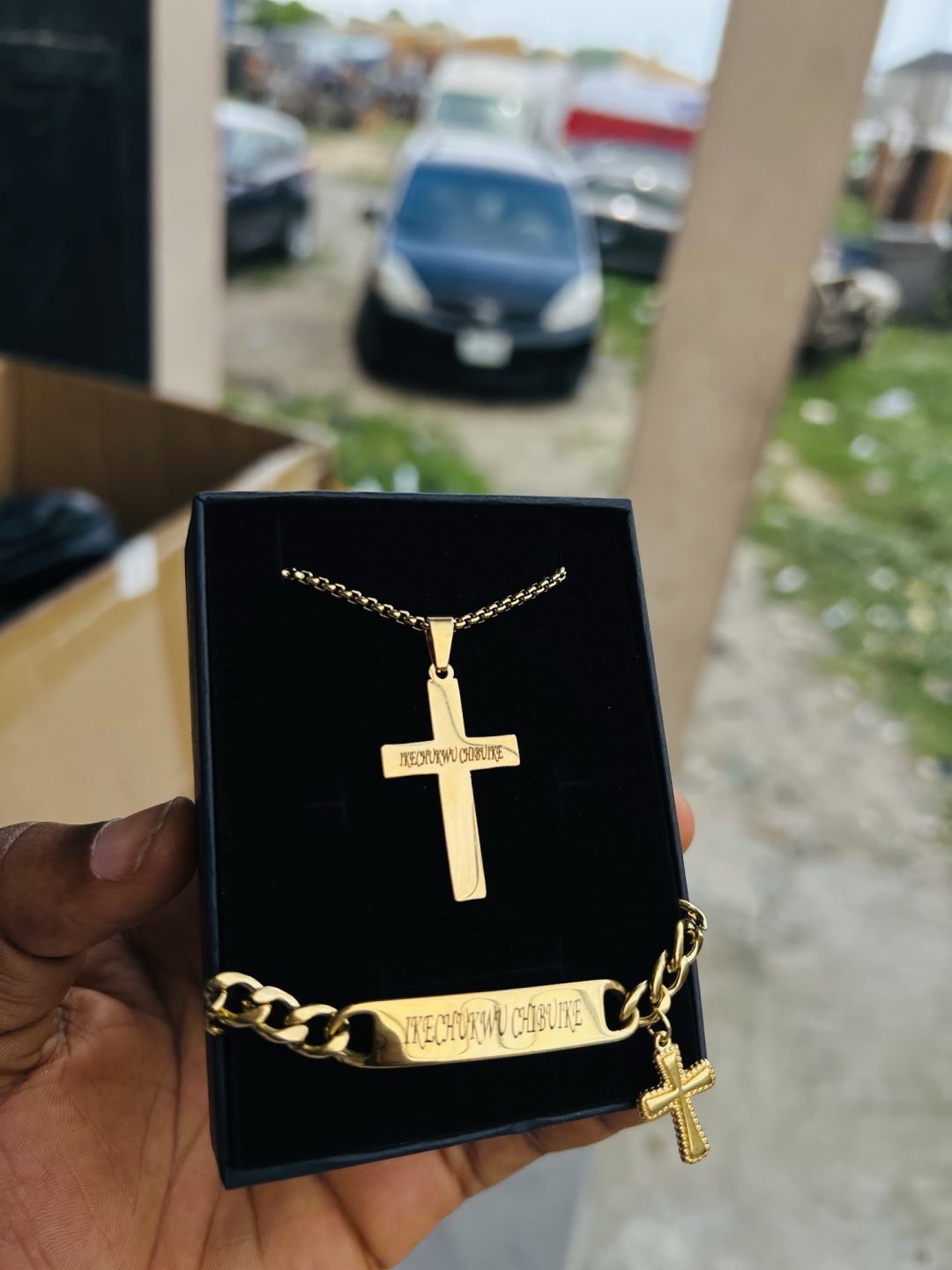 Engraved gold cross combo with box! - Image 8