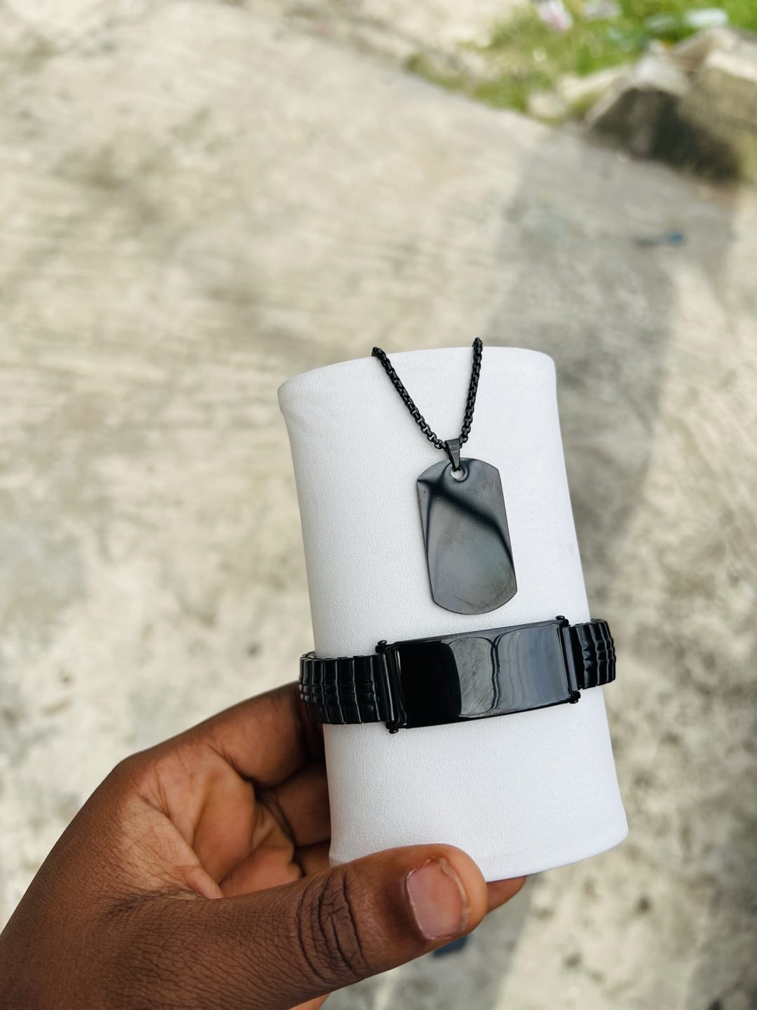 Engraved black black combo 001