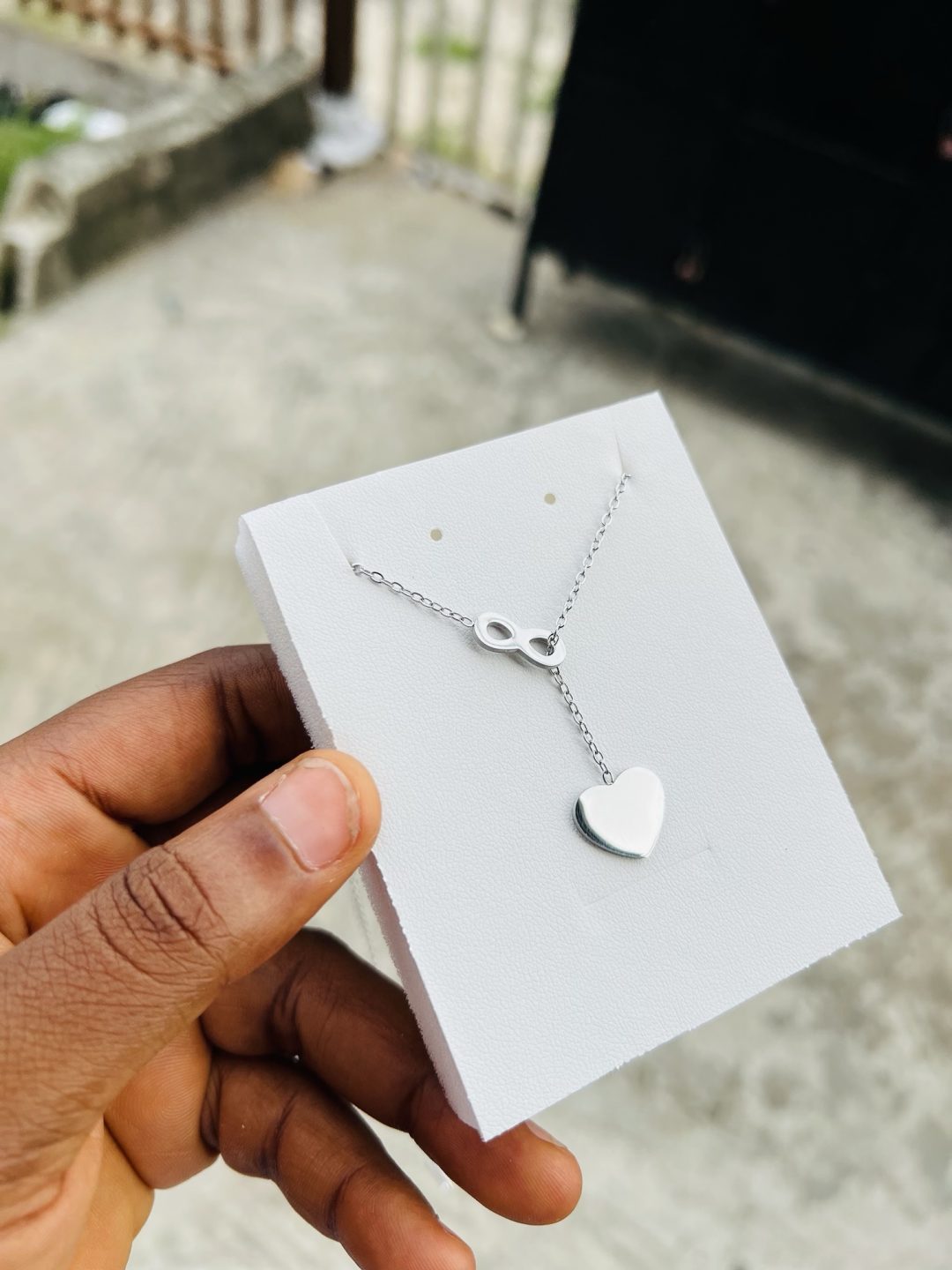 Engraved dropping silver love necklace - Image 2